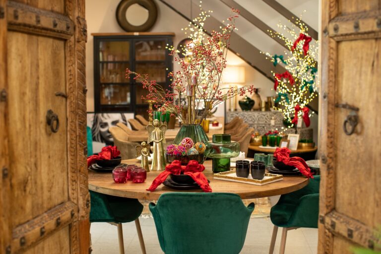 Christmas Tablescaping For Every Occasion